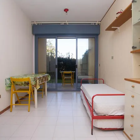 Marcelli, Bilocale Con Giardino A 100 Mt Dal Mare - M052 * Marcelli