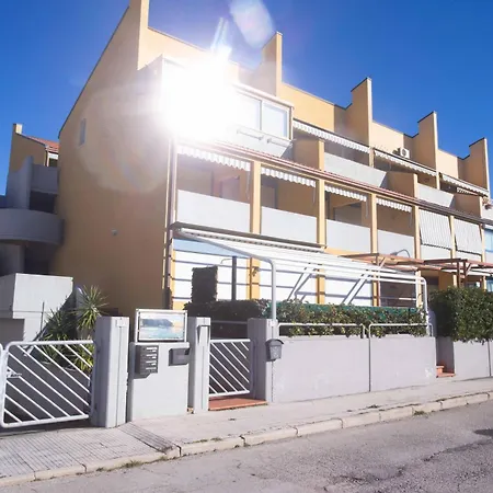 Apartamento Marcelli, Bilocale Con Giardino A 100 Mt Dal Mare - M052